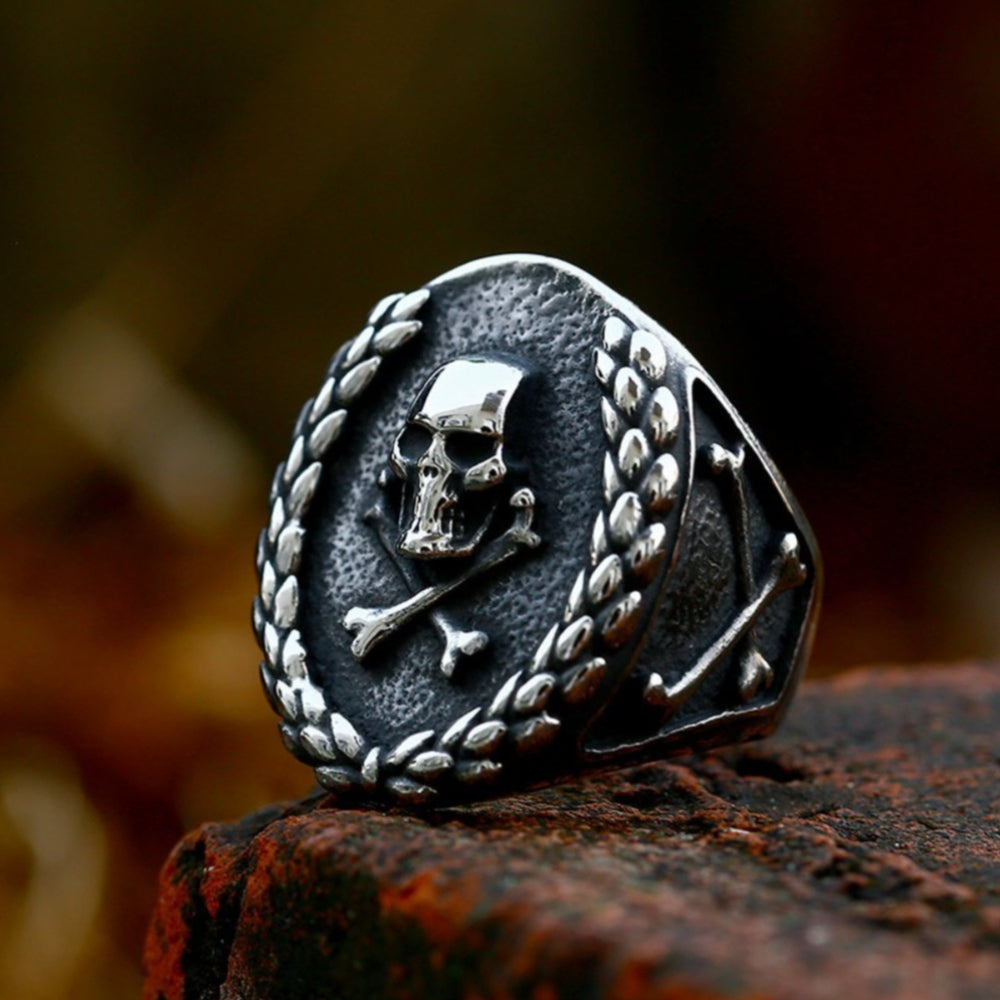 [ FIREWALL_#05D ] LAUREL WREATH SKULL SIGNET