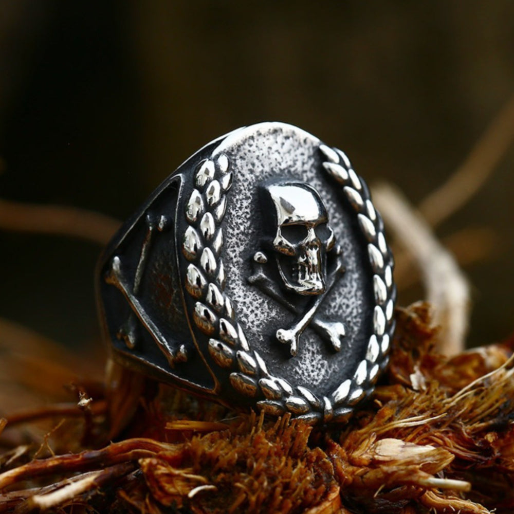 [ FIREWALL_#05D ] LAUREL WREATH SKULL SIGNET