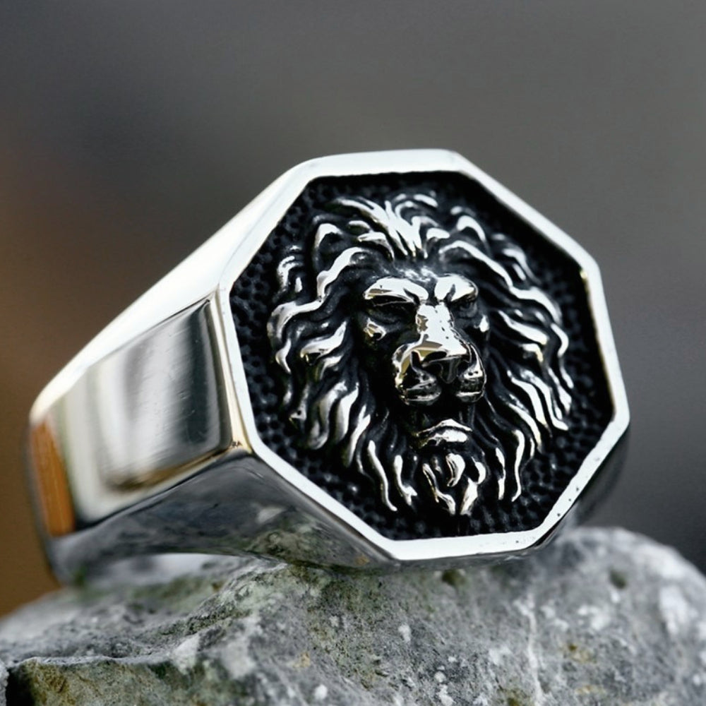 [ KERNEL_x64 ] CYBER LION SHIELD SIGNET RING