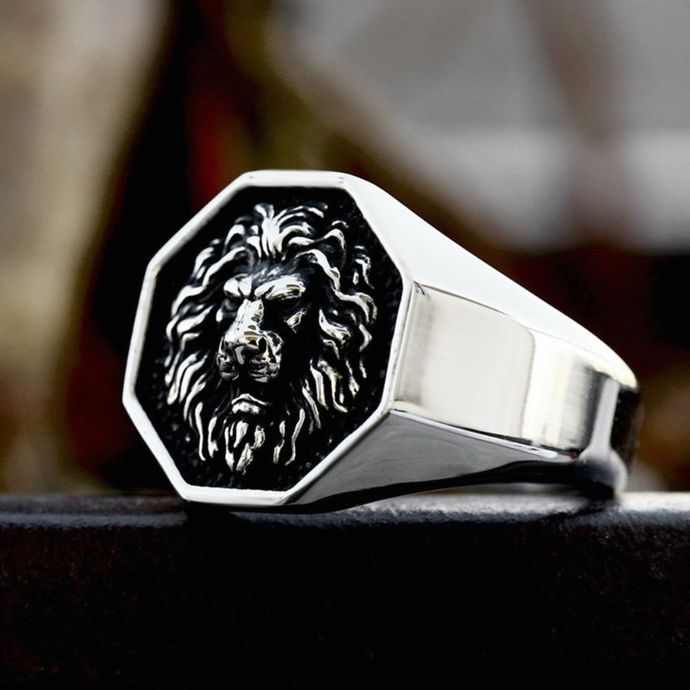 [ KERNEL_x64 ] CYBER LION SHIELD SIGNET RING